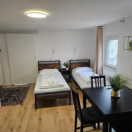 - With Two Beds Horn